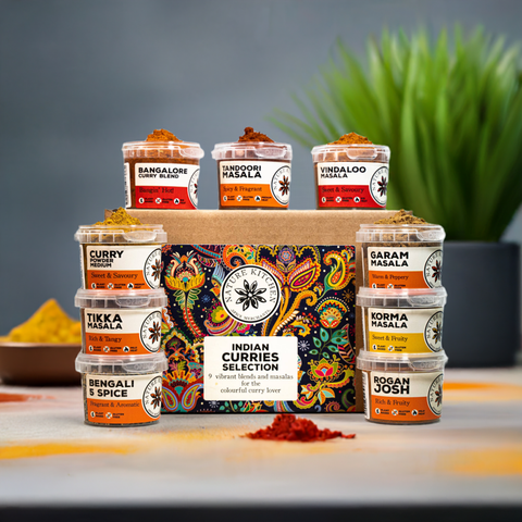 Indian Curry Blends and Masalas Selection Gift Box 9 Spice Pots with a handy easy to follow recipe card